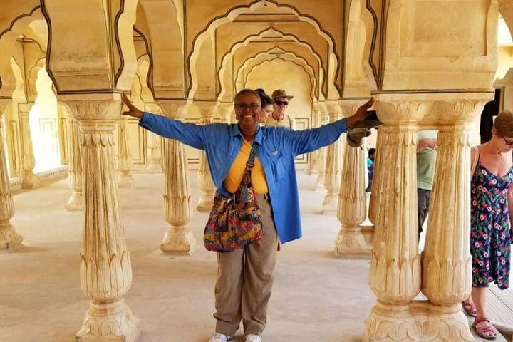 Same-Day Jaipur from Delhi: Amber Fort, Hawa Mahal & Jantar Mantar in One Day