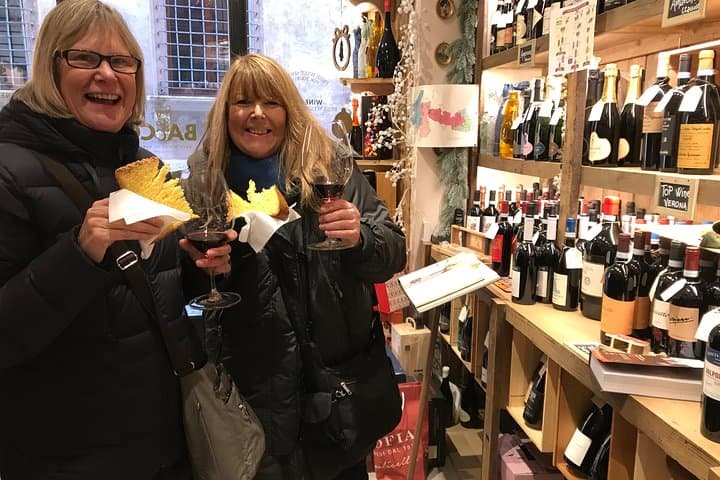 Verona Food & Wine Walking Tour with Cable Car and Legends photo 3