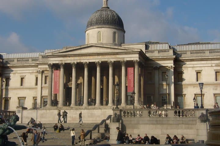 Private National Gallery Highlights Tour in London — Family-Friendly Blue Badge Experience