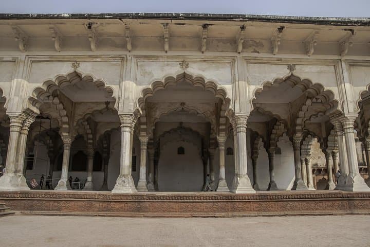 Hyderabad to Taj Mahal Same-Day Tour: Flights, Guide & Agra Fort Visit photo 3