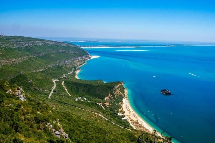 Arrabida Natural Park & Sesimbra: Private Luxury Day Tour from Lisbon photo 6