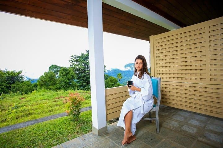 4-Day Nature & Adventure Tour: Kandy, Kitulgala & Belihuloya, Sri Lanka photo 1