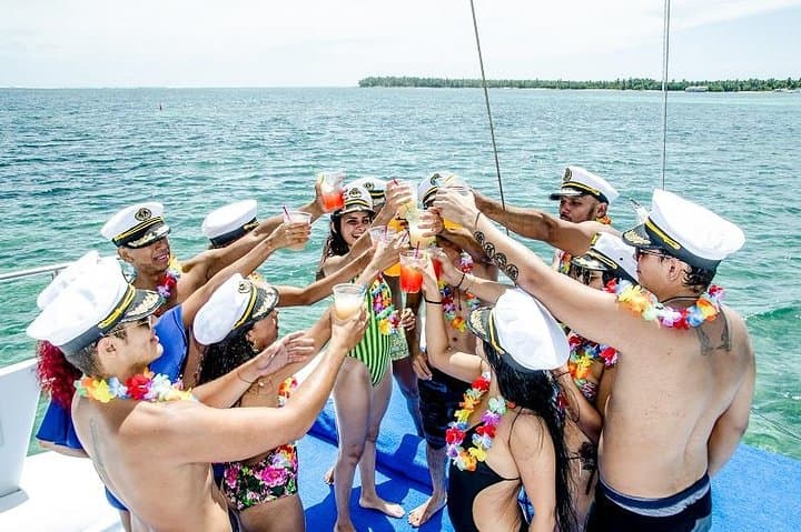 Punta Cana Family Catamaran Cruise: Snorkel, Beach Walks & Onboard Fun