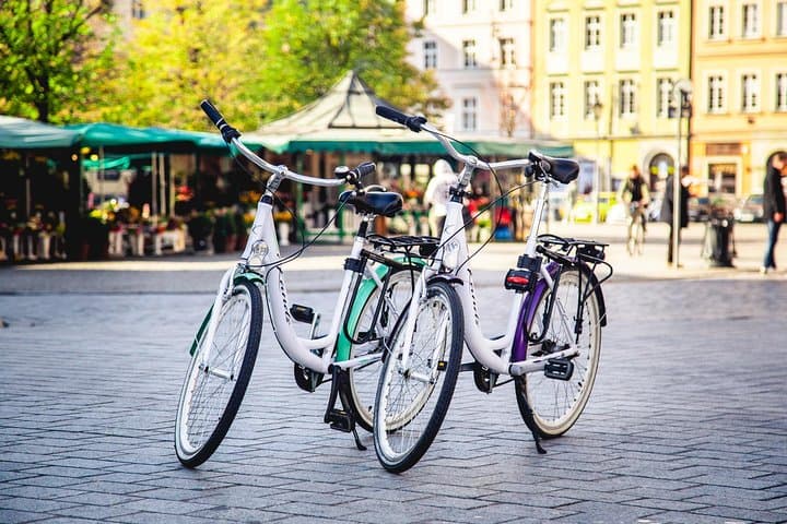 Wroclaw Bike Rental at Rynek 14 — City Routes, Maps & Practical Tips