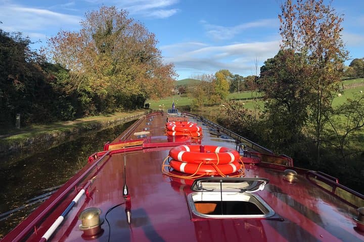 Skipton Canal Roast Dinner Cruise — 3-Hour Evening Cruise photo 4