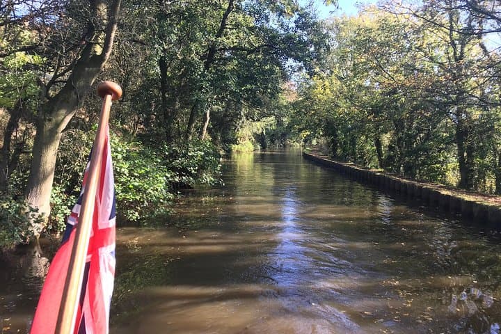 Skipton Canal Roast Dinner Cruise — 3-Hour Evening Cruise photo 5