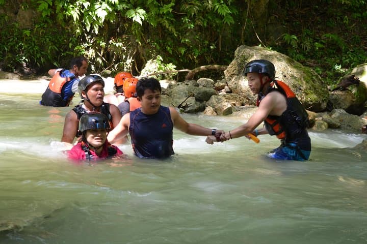 Kawasan Canyoneering from Cebu: Full-Day Waterfall & Canyon Adventure photo 5