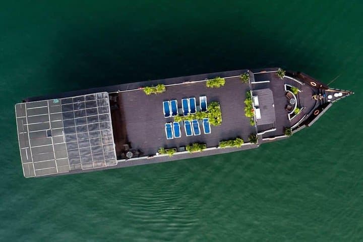 Halong Bay 2‑Day Overnight Cruise: Kayak, Caves & Lan Ha Bay Escape photo 2