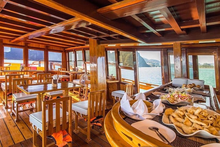 M/Y Lalida Sunset Dinner Cruise: Railay Cliffs, Poda & Phra Nang Snorkel photo 6