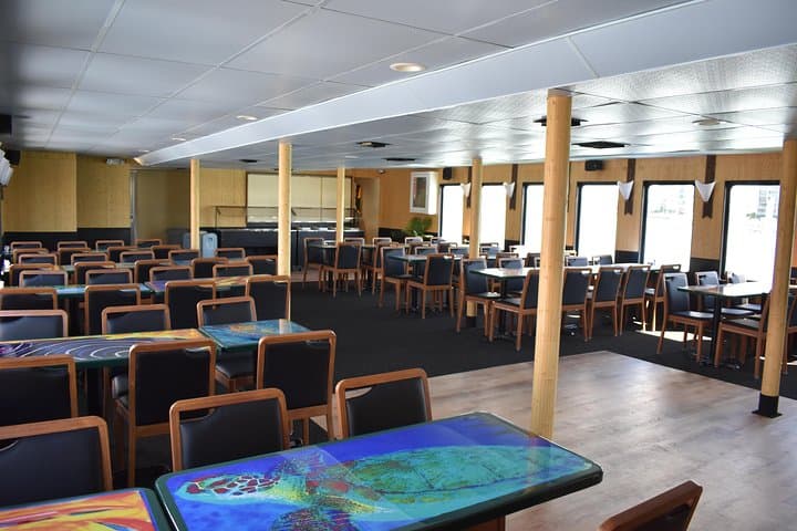 Calypso Breeze Daytime Tropical Buffet: John's Pass Sightseeing Cruise with Island-Style Lunch photo 4