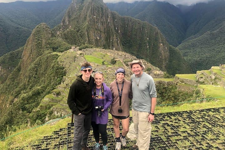 Salkantay Trek to Machu Picchu: 5-Day Classic High-Altitude Route photo 2