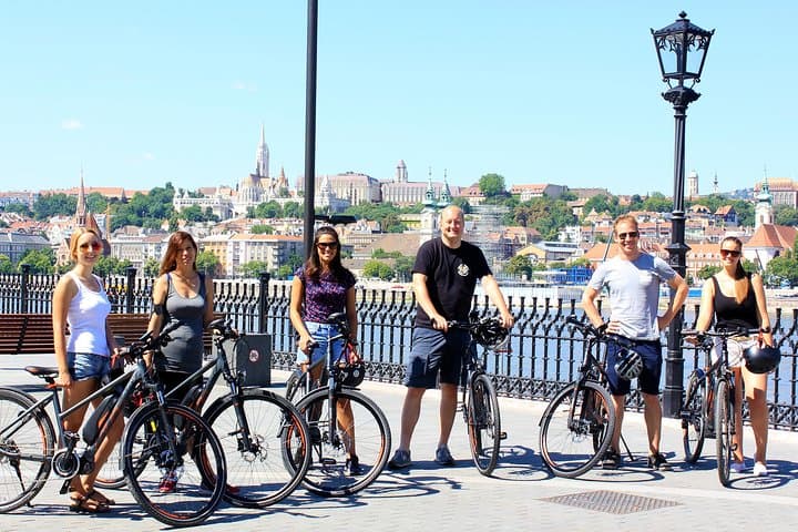 Budapest E-Bike Tour: City Sights, Coffee Stop & Buda Views photo 6