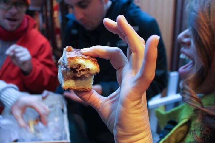 Explore Chicago's Iconic Flavors on a 13-Mile Signature Bike Tour photo 5