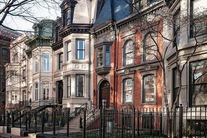 Exploring Chicago’s Lakefront Neighborhoods by Bike: A 3-Hour Urban Adventure photo 5