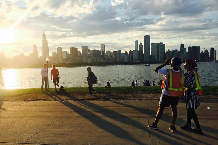 Explore Chicago’s Iconic Landmarks on the Ultimate City Bike Tour photo 5