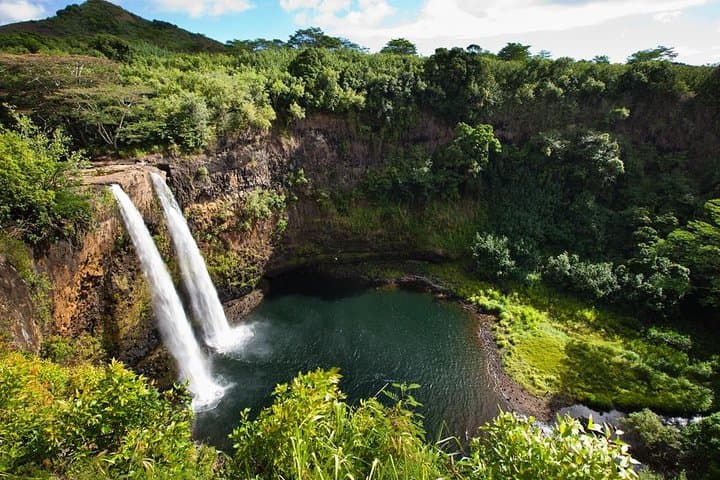 Kauai Legends: Waterfalls, Geysers & East Shore Small-Group Tour