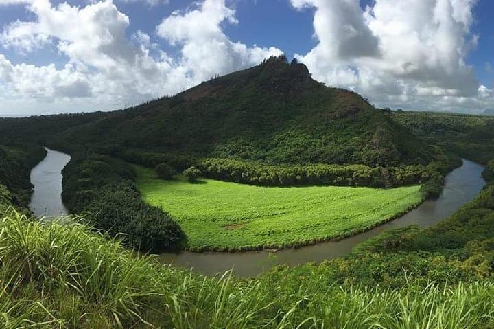 Kauai Legends: Waterfalls, Geysers & East Shore Small-Group Tour photo 4