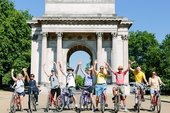 Royal London Bike Tour: Hyde Park & Central Sights by Bicycle photo 2