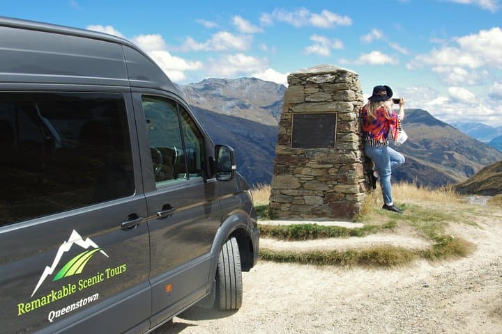Arrowtown and Wanaka Highlights Tour from Queenstown — Half-Day Scenic Small-Group Drive photo 6