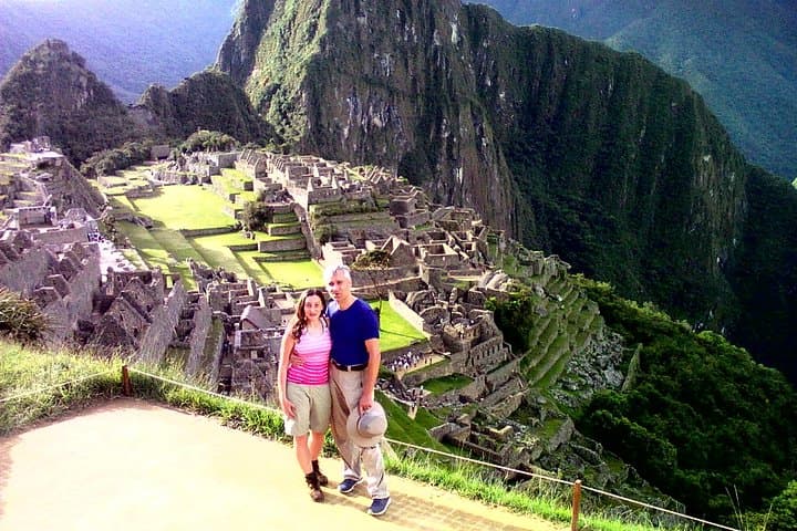 Machu Picchu Full-Day Train Tour from Cusco — Guided Visit & Huayna Picchu Option