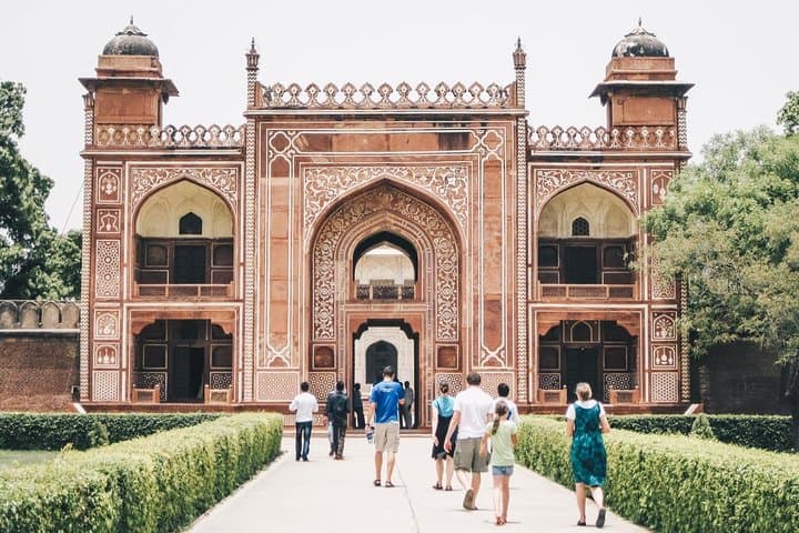 Same-Day Taj Mahal Tour from Delhi — Private Car Trip to Agra photo 6