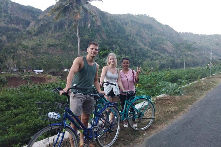 Imogiri Bicycle Tour from Yogyakarta: Rice-Field & Batik Village Ride