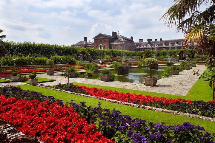 Kensington Palace Tickets: Explore the Royal State Apartments & Dress Codes Exhibition