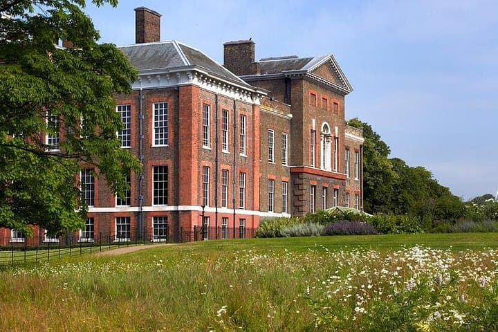 Kensington Palace Tickets: Explore the Royal State Apartments & Dress Codes Exhibition photo 2