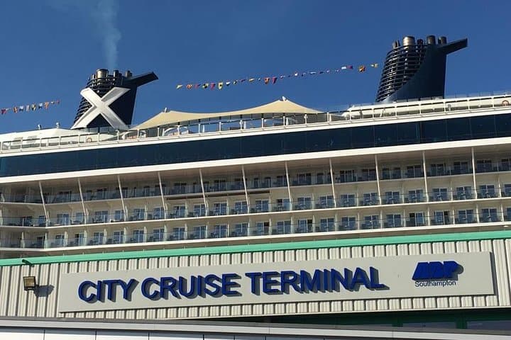 Southampton Cruise Terminal to Heathrow & London Shared Shuttle — Direct Minivan Transfer photo 2