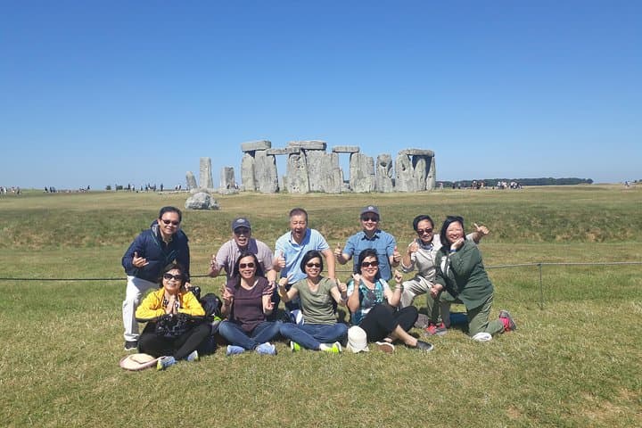 Bath and Stonehenge Day Tour from Southampton — Roman Baths, Georgian Streets & the Stone Circle photo 1