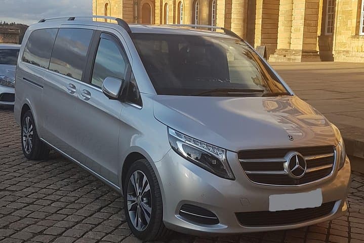 Private Stonehenge Transfer from London — Round-Trip Luxury with Visitor Centre Access