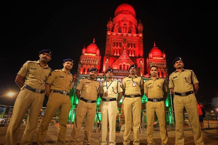 Explore Mumbai's Nightlife: A Cultural Odyssey After Dark photo 4