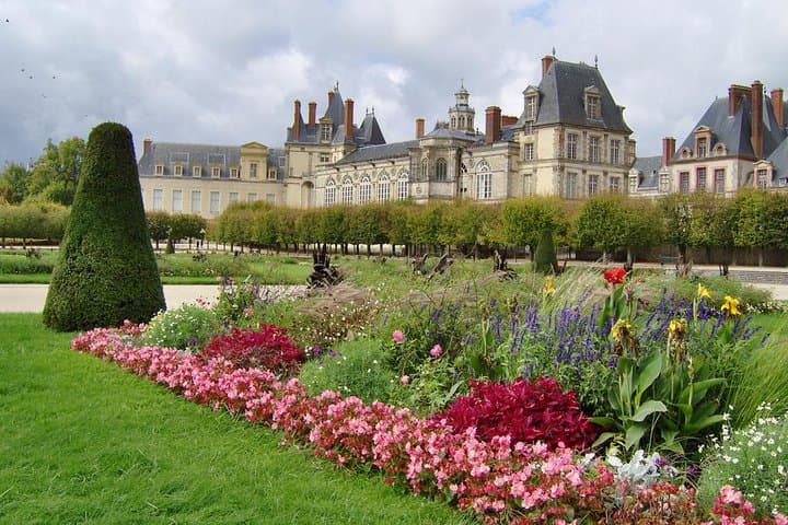 Half-Day Fontainebleau & Barbizon Tour from Paris: Castle, Forest, and Art photo 2