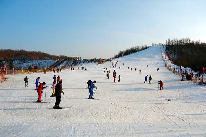 Beginner Ski Day at Mingdu Ski Resort with Haidilao Hot Pot in Harbin photo 2