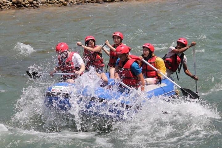 Kiulu River White Water Rafting from Kota Kinabalu — Day Trip on Grade 1–2 Rapids photo 3