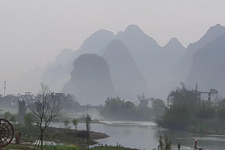Zhangjiajie to Guilin: 5-Night Private Tour Through Avatar Peaks & Li River photo 5