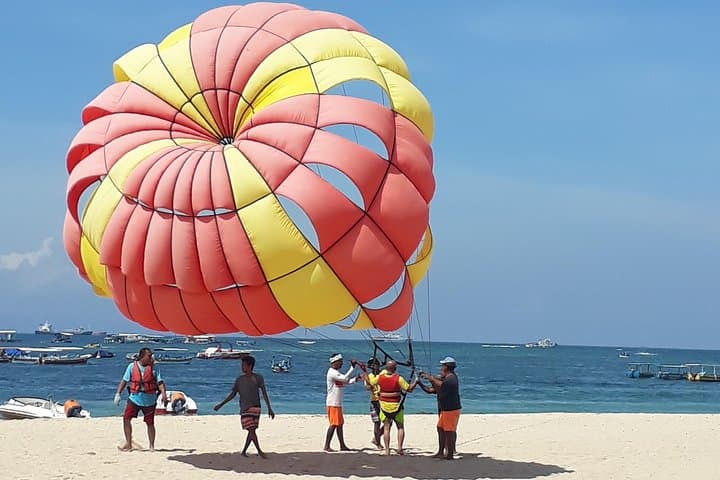 Bali Triple Watersports: Jetski, Parasailing & Banana Boat at Tanjung Benoa photo 4