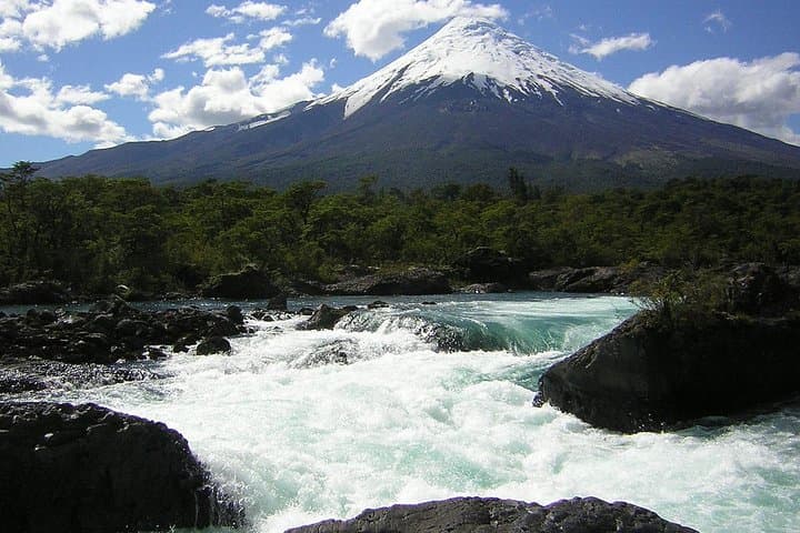 Osorno Volcano and Petrohué Falls: Full-Day Day Trip from Puerto Varas photo 4