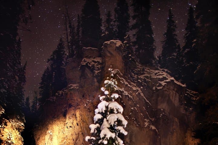 Johnston Canyon Evening Icewalk: Guided Night Hike to Frozen Waterfalls in Banff photo 3