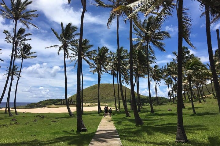 Explore the Enigmatic Moai: A Full-Day Easter Island Adventure photo 6