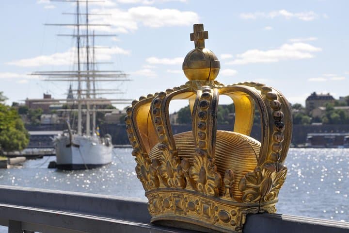 Unique Walking Tour Stockholm: Insider High-Energy Stroll Through the Capital photo 1
