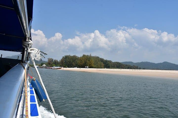 Krabi Private 4-Island Speedboat Tour — Tup, Chicken, Poda & Phra Nang photo 3