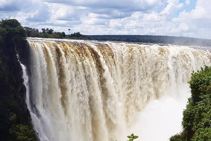 Swimming Devil's Pool & Livingstone Island: Victoria Falls Small-Group Tour photo 6