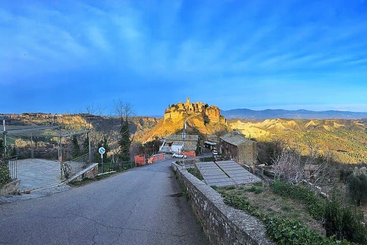 Orvieto & Civita di Bagnoregio: Private Day Trip from Rome to the Dying City photo 2