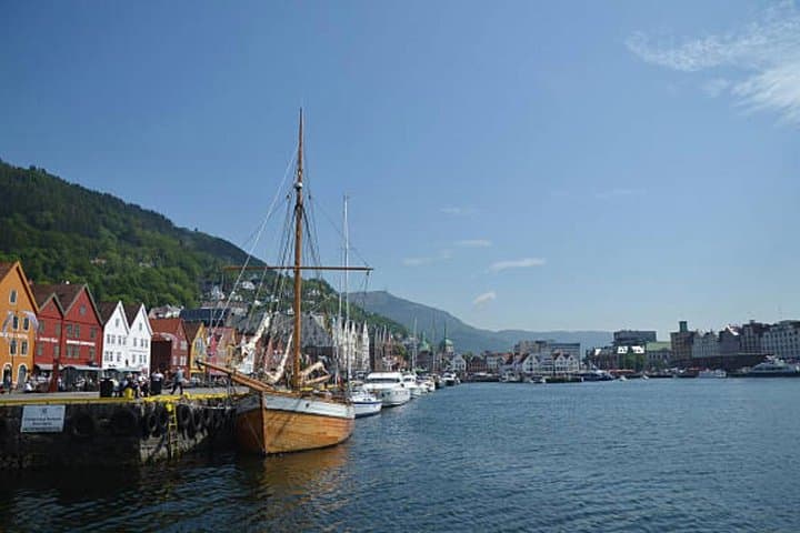 Mostraumen Fjord Cruise from Bergen: A 3.5-Hour Catamaran Journey into Osterfjord photo 3