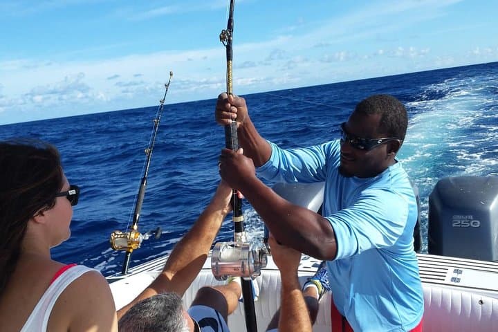 Deep Sea Fishing in Turks and Caicos: The Ultimate 6-Hour Private Charter Experience photo 3