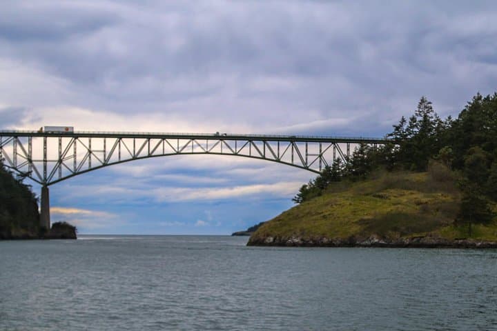 Bellingham to Deception Pass Day Tour: Chuckanut Drive, Skagit Valley & Bridge Views