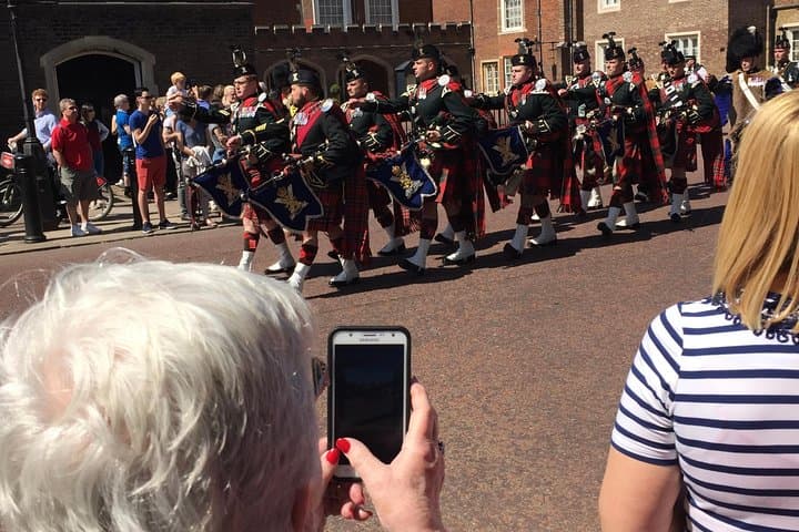 London Black Cab Private Tour — 4-Hour Royal & Historic Highlights photo 4