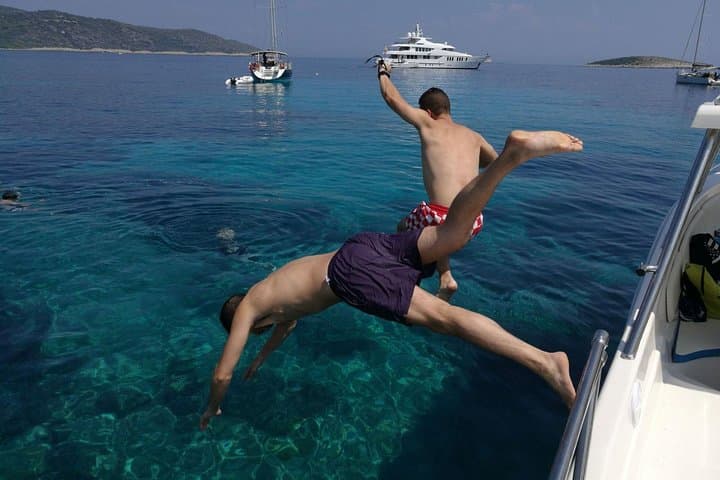 Blue Cave & Hvar: Five-Island Day Tour from Split photo 3