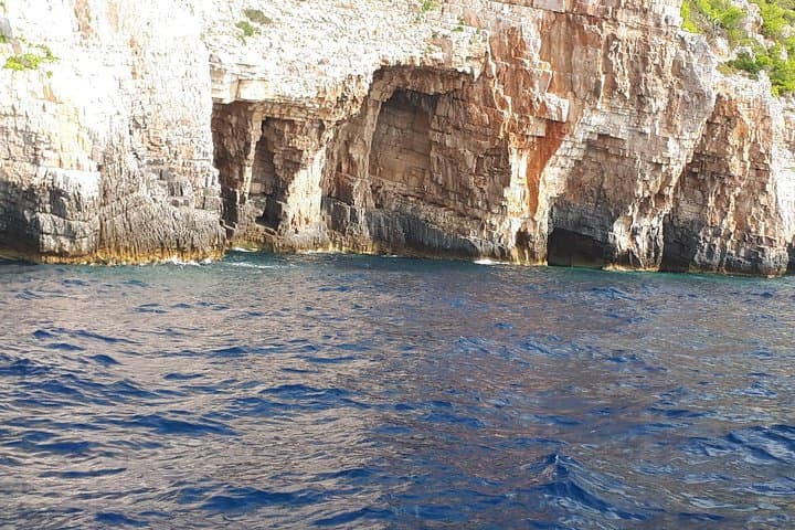 Blue Cave & Hvar: Five-Island Day Tour from Split photo 5